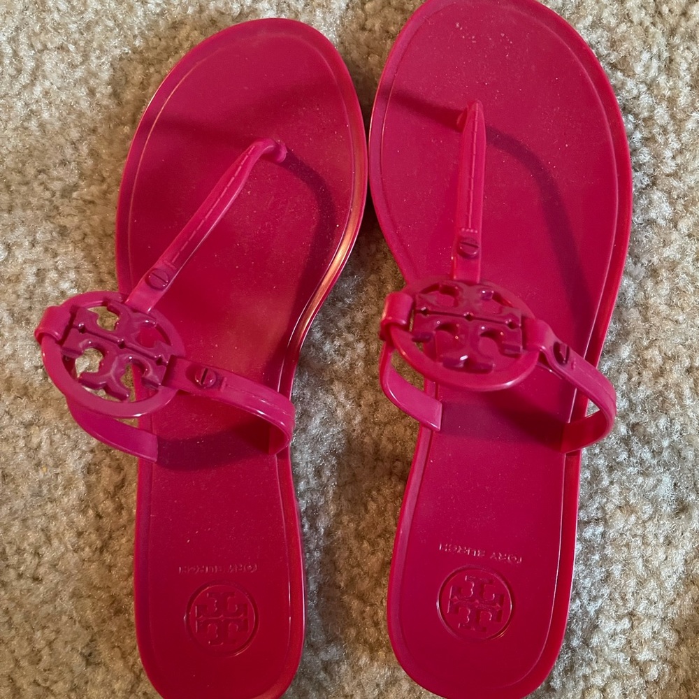 Women’s 7M Tory Burch sandals